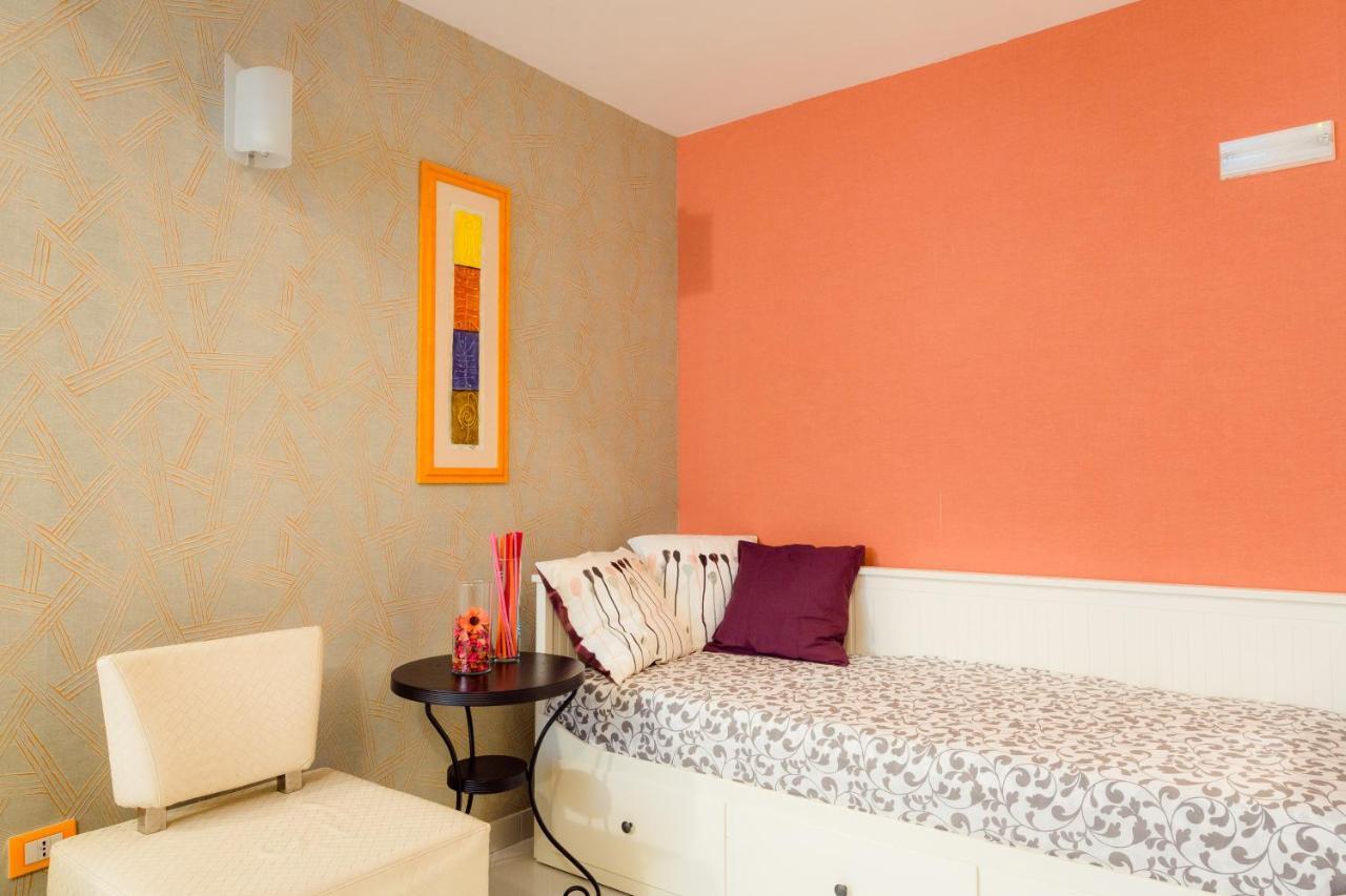 Napolincentro Loft Apartment ภายนอก รูปภาพ